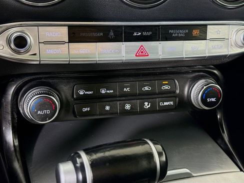 Used 2020 Kia Stinger GT1 image 17