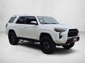 Used 2018 Toyota 4Runner SR5 AWD/4WD video 3