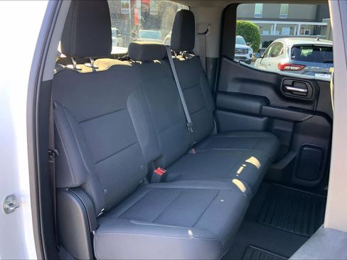 Used 2023 Chevrolet Silverado 1500 Custom image 17