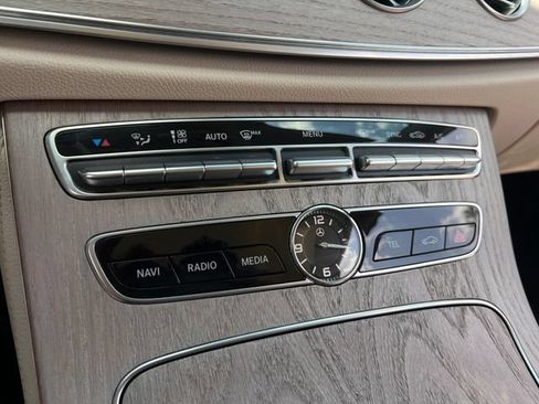 Used 2018 Mercedes-Benz E 400 Coupe image 23