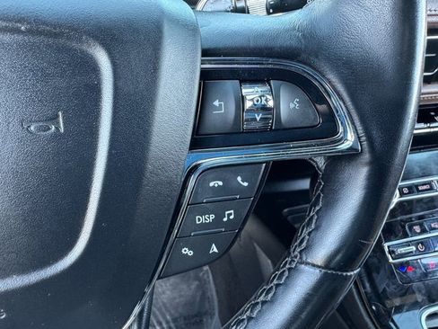 Used 2022 Lincoln Nautilus Reserve w/ Luxury Package image 22