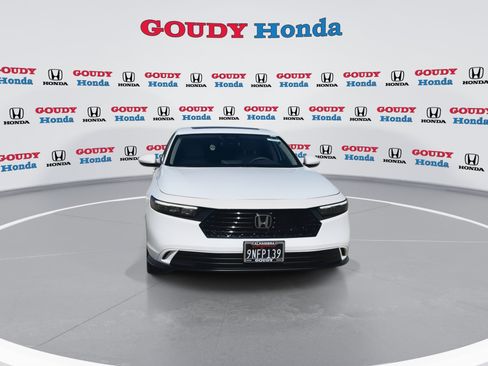 Used 2024 Honda Accord EX image 3