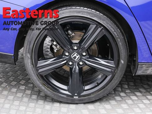 Used 2025 Honda Accord Sport image 30