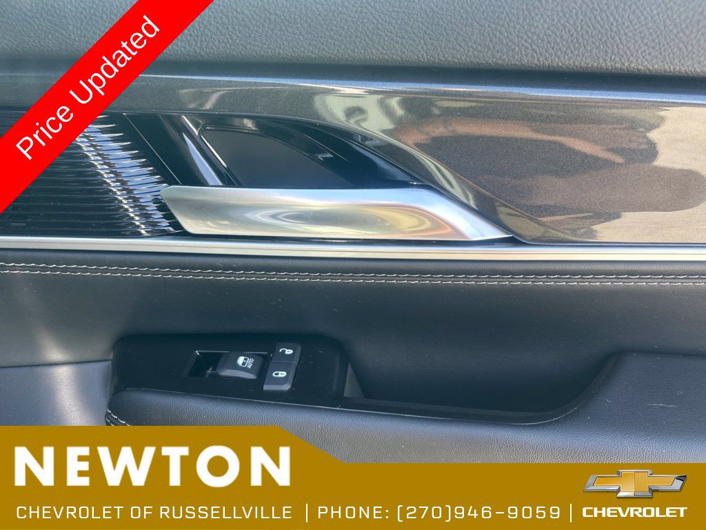 Used 2023 Jeep Wagoneer 4WD w/ Premium Group I image 33