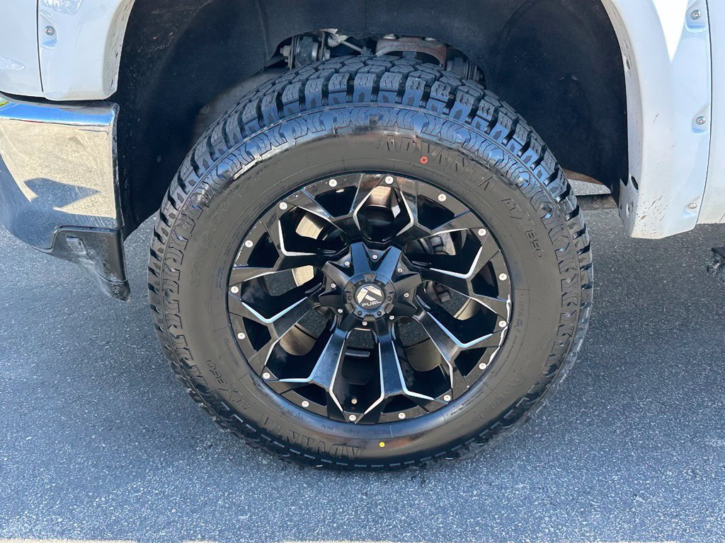 Used 2021 Chevrolet Silverado 2500 LT w/ Fleet Comfort Package AWD/4WD image 12