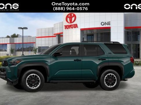 New 2025 Toyota 4Runner TRD Off-Road Premium image 4