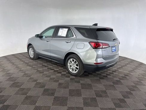 Used 2023 Chevrolet Equinox LT w/ Driver Convenience Package image 9