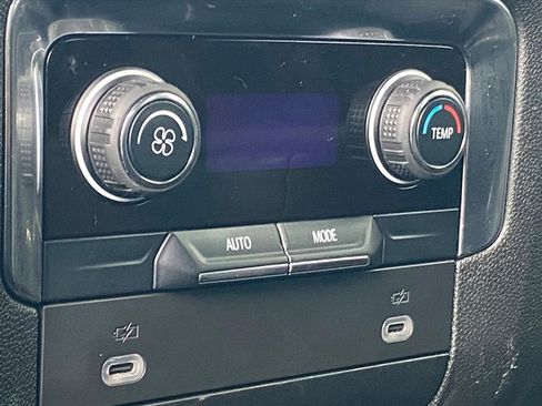 Used 2024 Chevrolet Tahoe LT image 23