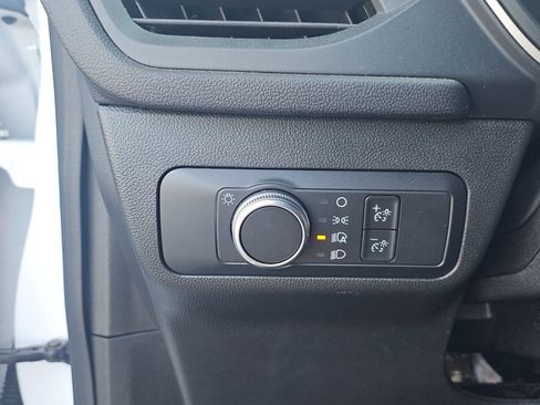 Used 2022 Ford Escape SE FWD image 19