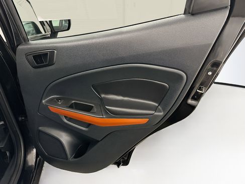 Used 2018 Ford EcoSport SES image 32