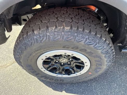 New 2025 Ford Bronco Big Bend w/ Black Diamond Package AWD/4WD image 17