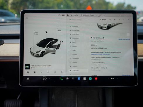 Used 2022 Tesla Model 3 Long Range AWD/4WD image 12