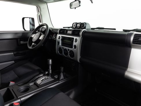 Used 2008 Toyota FJ Cruiser 4WD image 20