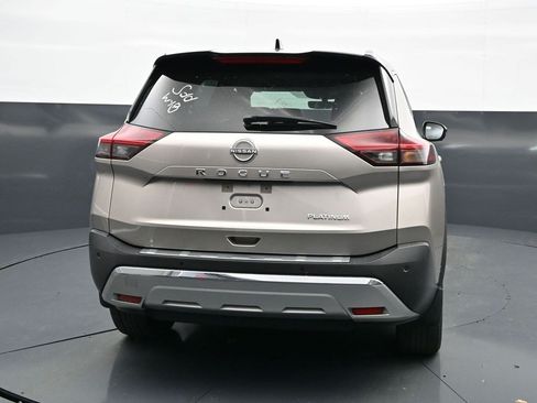 Used 2023 Nissan Rogue Platinum w/ Platinum Premium Package FWD image 6