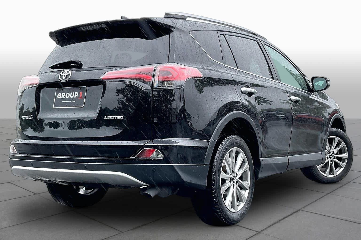 Used 2016 Toyota RAV4 Limited FWD image 12