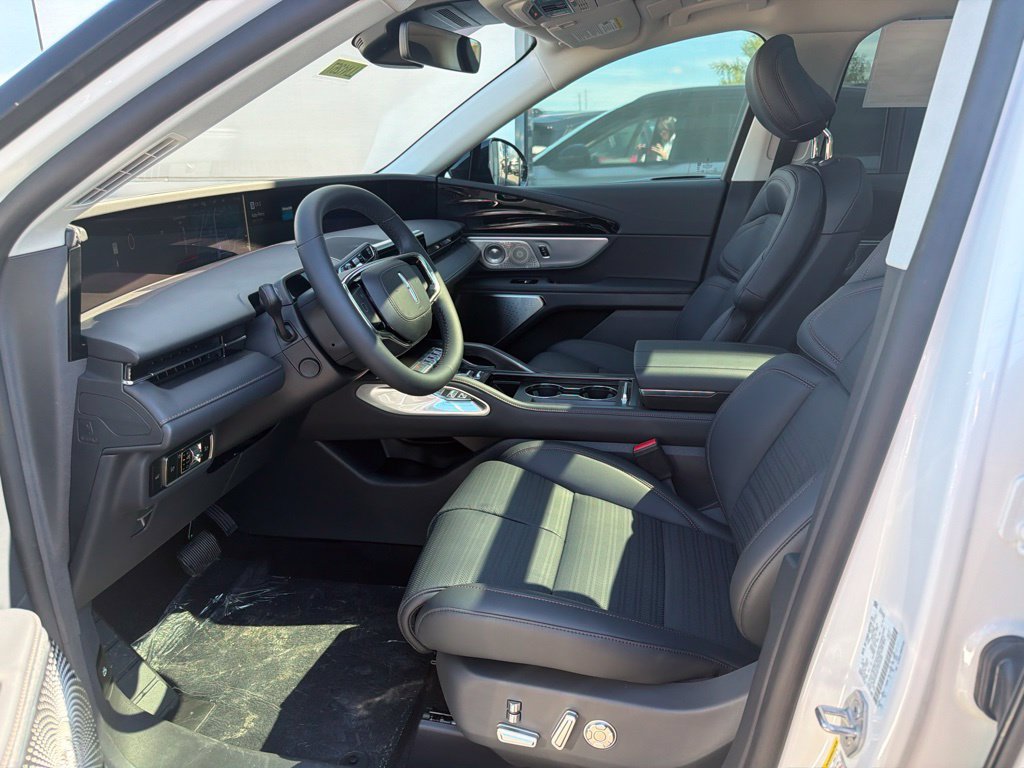 New 2026 Lincoln Nautilus Reserve AWD/4WD image 5