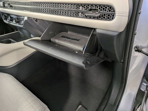 Certified 2023 Honda HR-V LX image 30