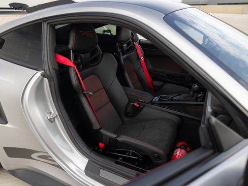 Used 2025 Porsche 911 GT3 RS RWD image 72
