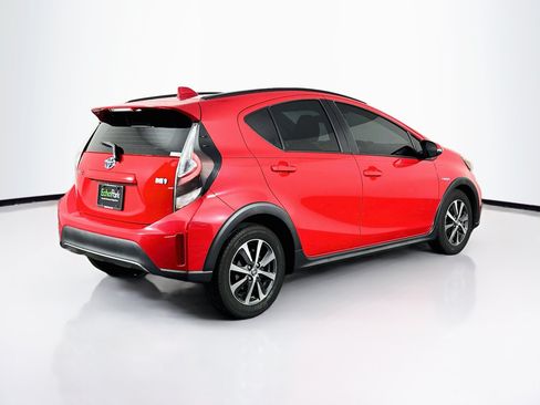 Used 2018 Toyota Prius C Two FWD image 9