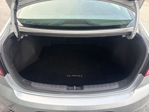 Used 2020 Hyundai Elantra SEL w/ Cargo Package (C1) FWD image 27