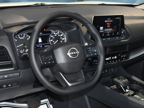 New 2026 Nissan Rogue SV w/ Cold Weather Package FWD image 2