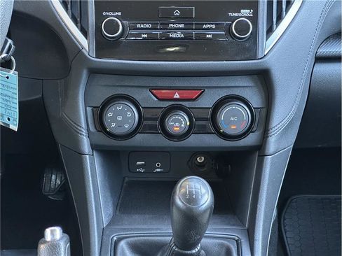 Used 2020 Subaru Impreza 2.0i image 24