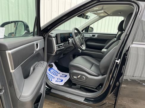 Used 2026 Hyundai Santa Fe SEL FWD image 10