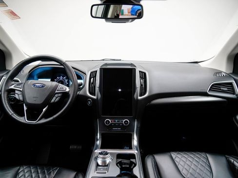 Used 2024 Ford Edge Titanium image 26
