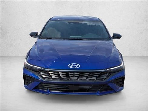 Used 2026 Hyundai Elantra SEL Sport Premium FWD image 2