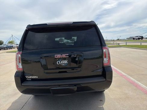 Used 2016 GMC Yukon SLT w/ Open Road Package AWD/4WD image 11