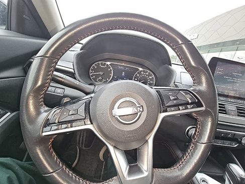 Used 2024 Nissan Altima 2.5 SR image 14