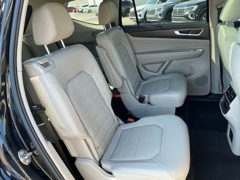 Used 2024 Volkswagen Atlas SEL image 23