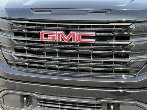 New 2026 GMC Sierra 1500 Elevation AWD/4WD image 39