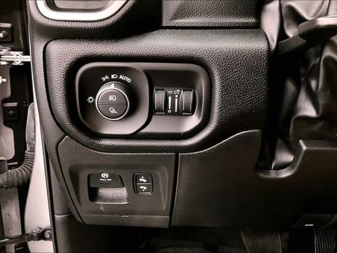 Used 2022 RAM 1500 Laramie w/ Night Edition AWD/4WD image 39