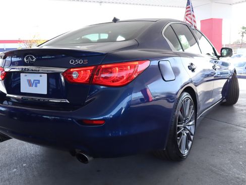 Used 2017 INFINITI Q50 Red Sport 400 image 5