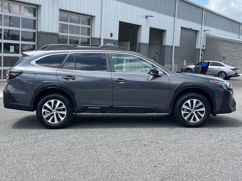 Certified 2023 Subaru Outback Premium AWD/4WD image 14