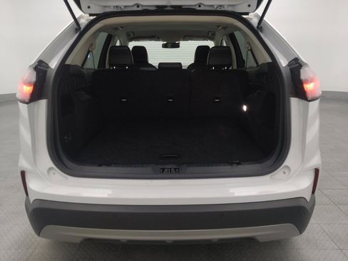 Used 2024 Ford Edge SEL image 29