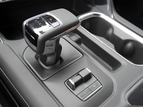 New 2026 GMC Sierra 1500 Denali Ultimate image 17