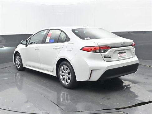 New 2026 Toyota Corolla LE image 3