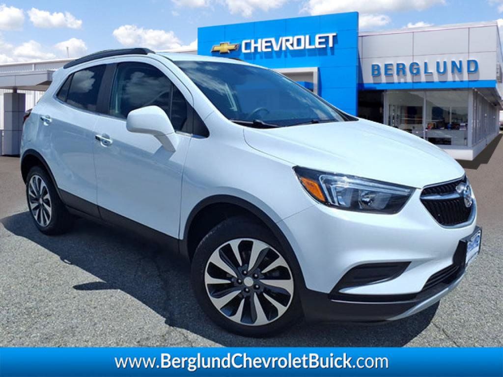 Used 2022 Buick Encore Preferred w/ Safety Package AWD/4WD image 1