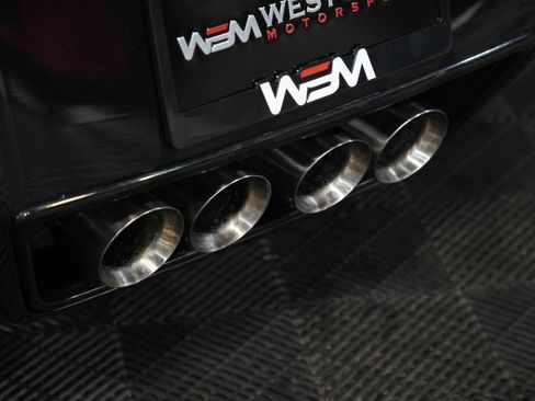 Used 2014 Chevrolet Corvette Stingray Coupe w/ 2LT Preferred Equipment Group image 18