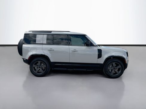 New 2026 Land Rover Defender 110 X-Dynamic SE AWD/4WD image 6