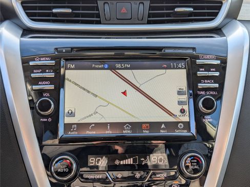 Used 2017 Nissan Murano Platinum w/ Platinum Technology Package image 28