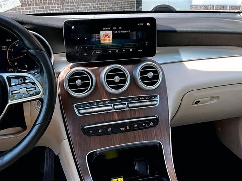 Certified 2022 Mercedes-Benz GLC 300 4MATIC w/ Driver Assistance Package image 7