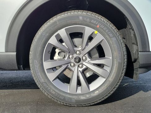 New 2026 Ford Explorer Active w/ Active Comfort Package image 9