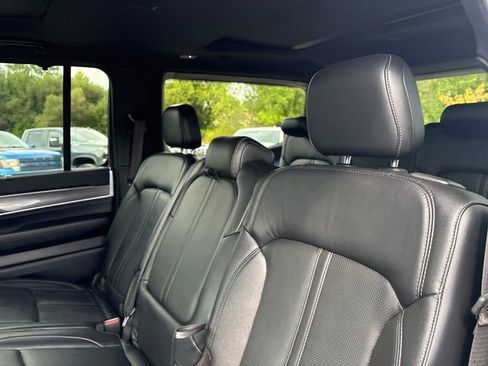 Used 2022 Jeep Wagoneer Series I AWD/4WD image 22