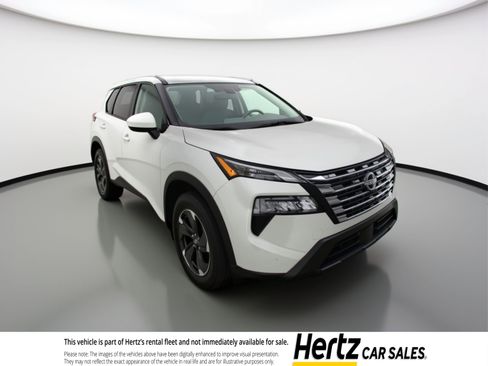 Used 2025 Nissan Rogue SV FWD image 1