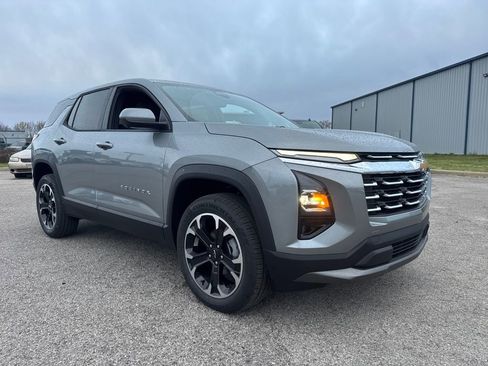 New 2026 Chevrolet Equinox LT image 8