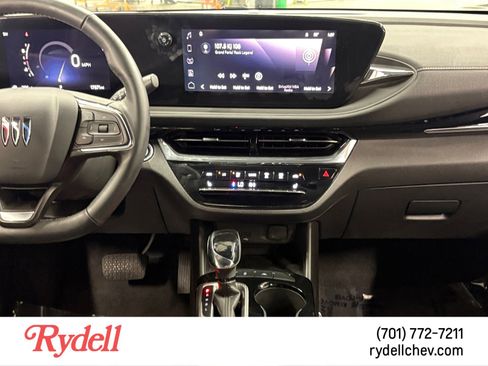 Used 2025 Buick Envista Avenir FWD image 15