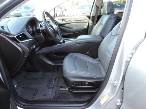 Certified 2021 Buick Enclave Essence w/ Sport Touring Edition FWD image 18